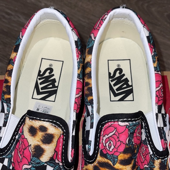 Vans Classic Slip-On (Rose & Animal Checkerboard) New ❤️ - Picture 11 of 15